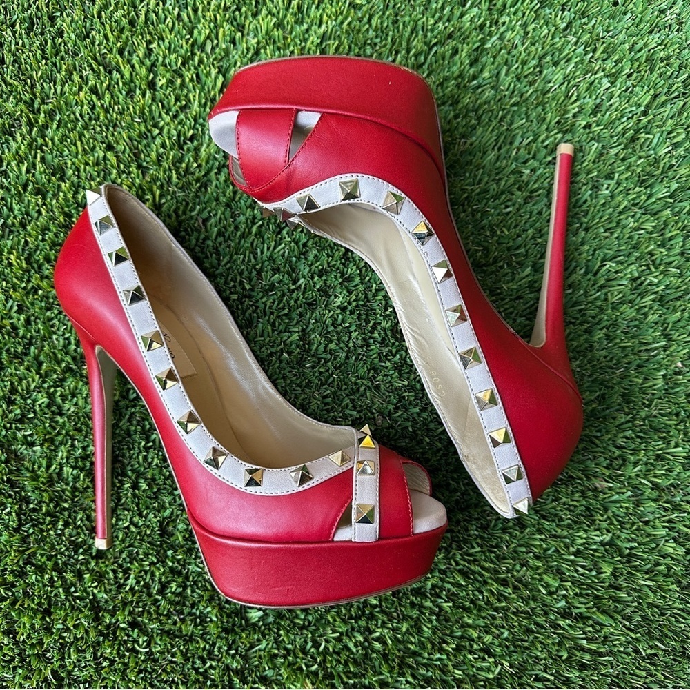 Valentino rockstud peep toe heels